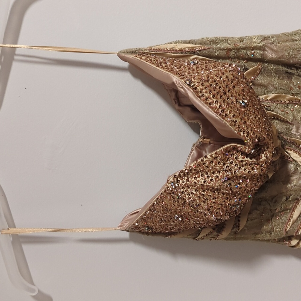Women's Gold Strapless Dress